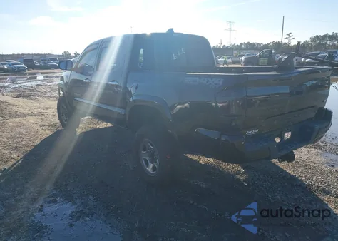 2016 Toyota Tacoma Trd Sport from USA, damaged, VIN 5TFCZ5AN6GX033239
